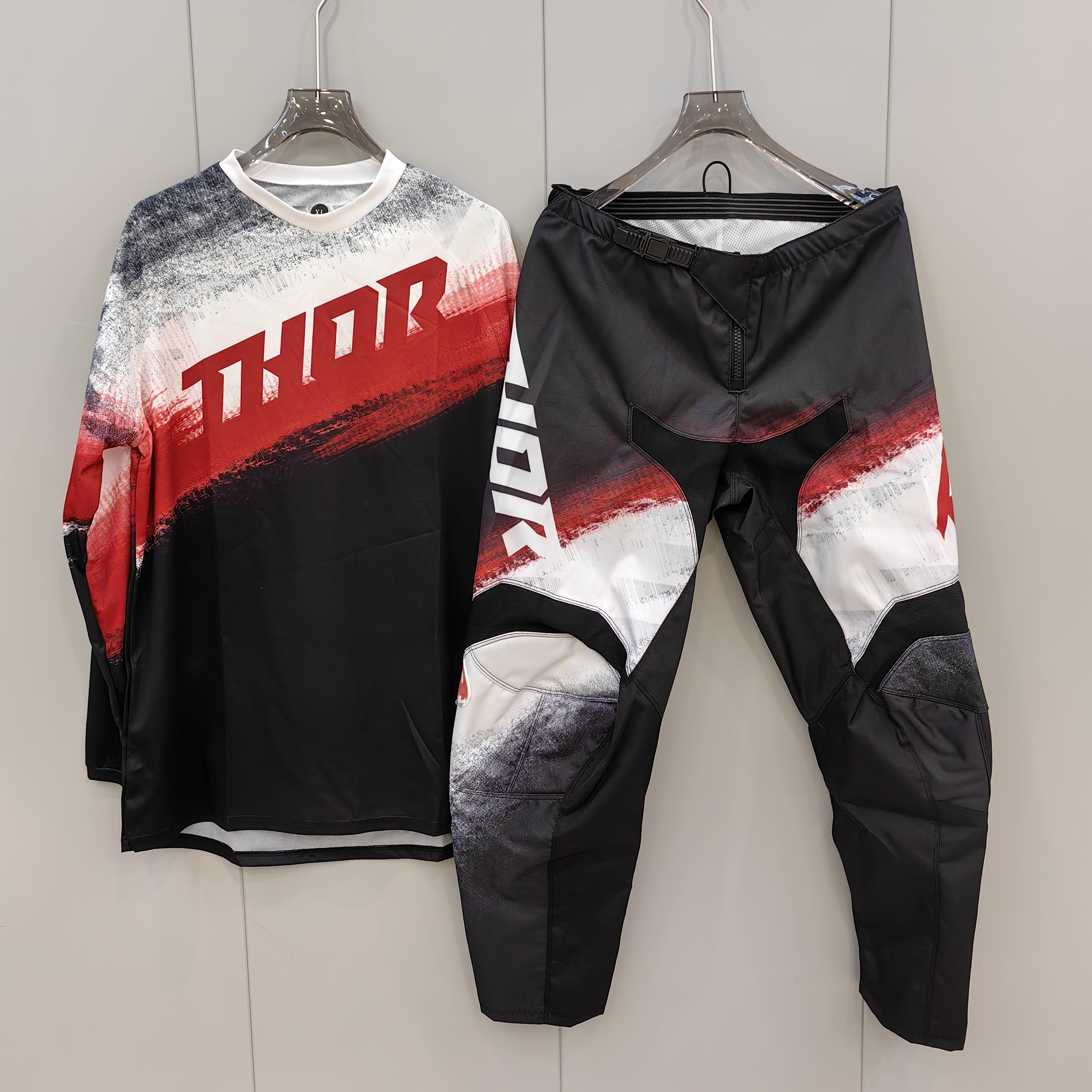 2026 Launchmode Futura Black / – Gear Set Motorcycle Bewertung und Preis